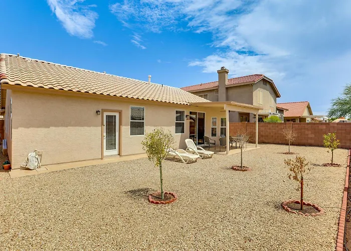 W/ Fenced-in Yard & Patio! Holiday home *